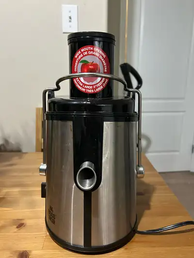 MOVING SALE: juicer, View more