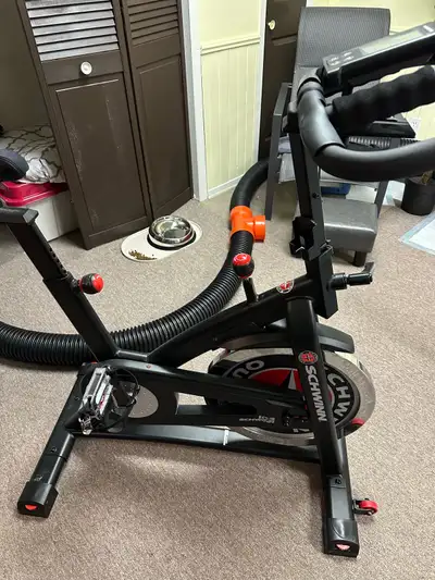 vélo stationnaire, View more