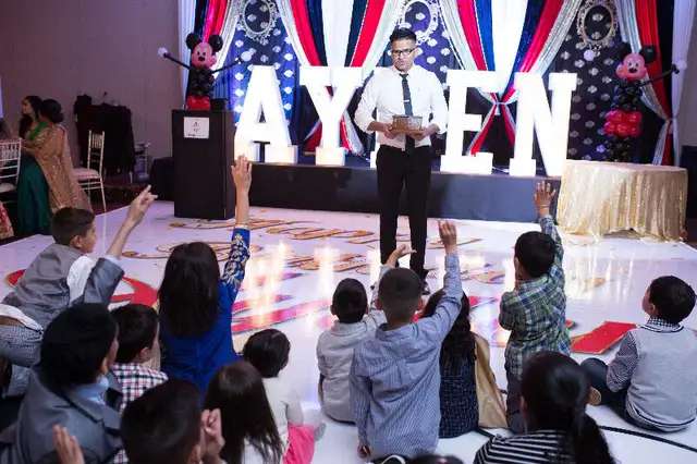 Kids Magician62864359862145121