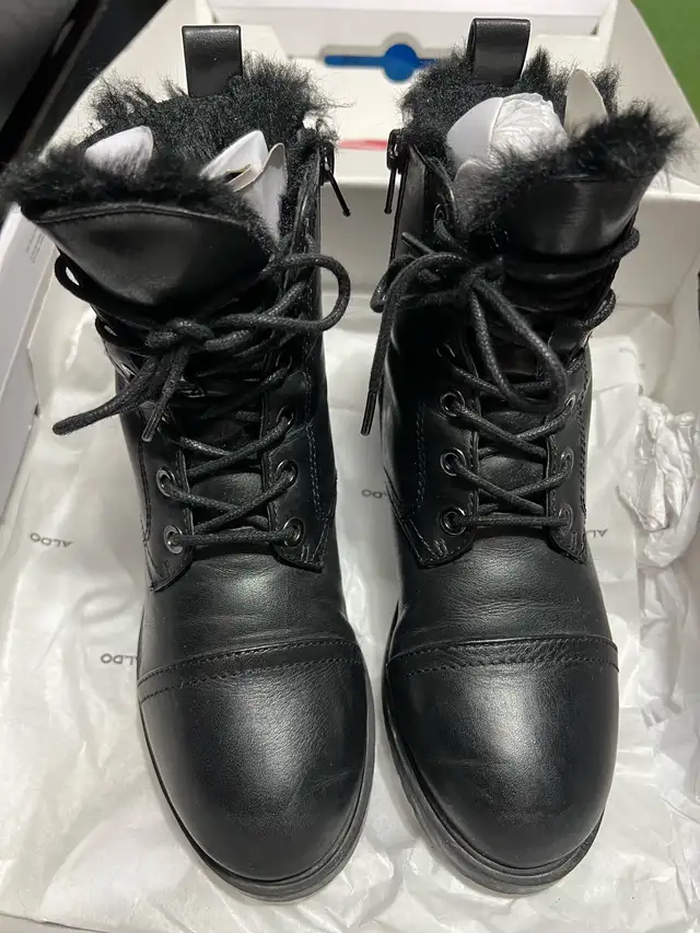 EUC Aldo winter leather women combat boots in Women's - Shoes in Mississauga / Peel Region - Image 3