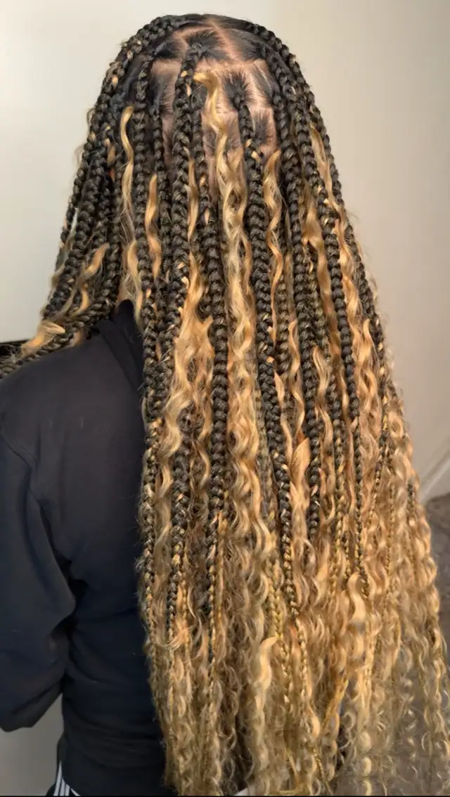 Braider in Toronto64396544092162121