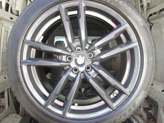 Original BMW X3M X4M 20" ferric grey style 764M cold weather set in Tires & Rims in Oakville / Halton Region - Image 4