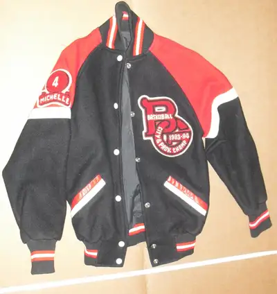 Vintage 1980's wool varsity jacket, size M, View more