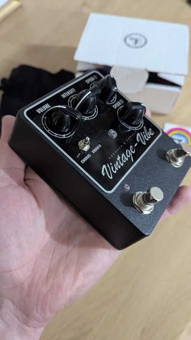 Formula B Vintage Vibe Pedal  in Arts & Collectibles in Mississauga / Peel Region - Image 4