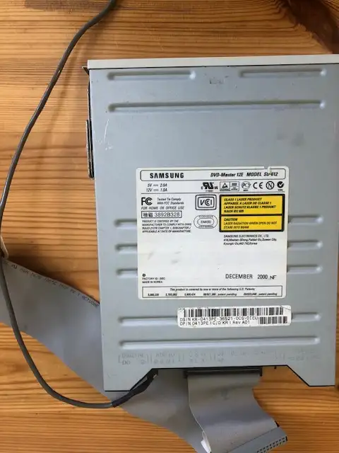 Ordi disk drive Samsung Model SD-61263235066819841121