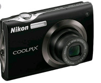 NIKON COOLPIX S4000 12.1 MP DIGITAL CAMERA EXCELLENT CONDITION 