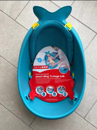 Skip Hop Moby smart sling tub