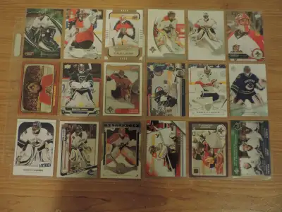Roberto Luongo Hockey Cards - 54 Total $10 for everything in pictures Message with any questions Che...