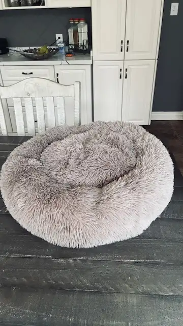Plush dog/cat bed in great condition & clean, View more