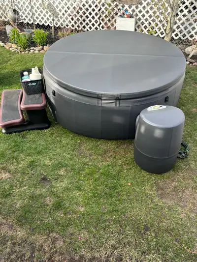 Hot Tub (softtub), View more