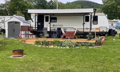 ️ À vendre – Radiance Ultra Lite 2018 20 500 $ Je mets en vente ma Radiance Ultra Lite 2018, car j’a...