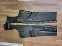 Woman’s SOFARI leather chaps