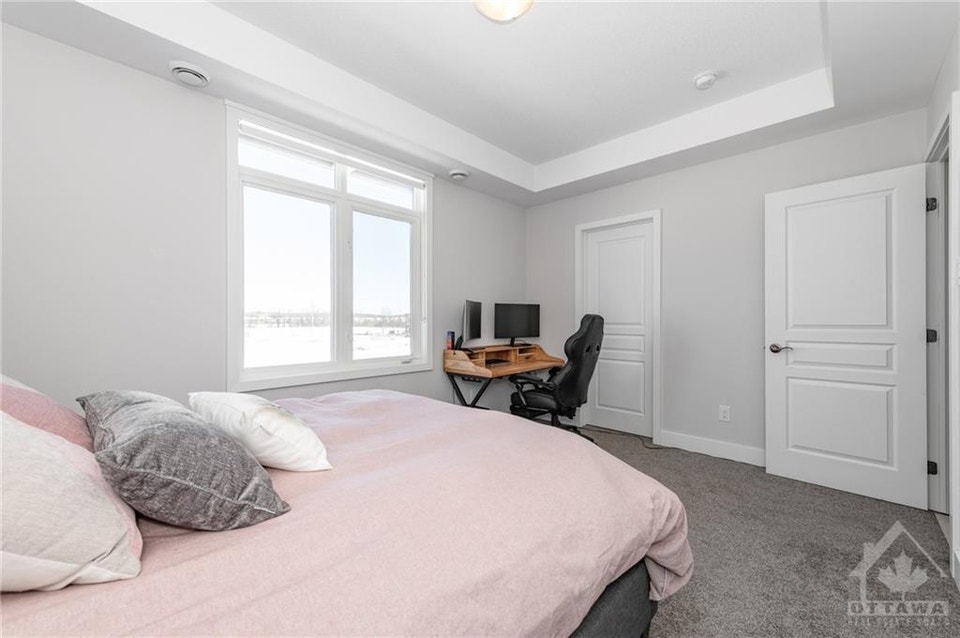 2 Bedroom + Loft 4