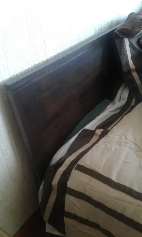 Lit très grand - king in Beds & Mattresses in Sherbrooke - Image 2