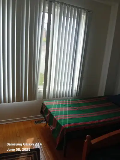 room for rent (Village by York University)