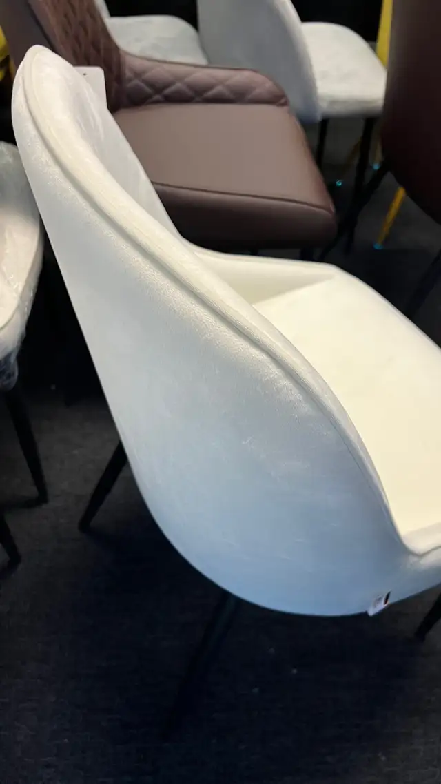 restaurant dining chairs in Chairs & Recliners in Markham / York Region - Image 5