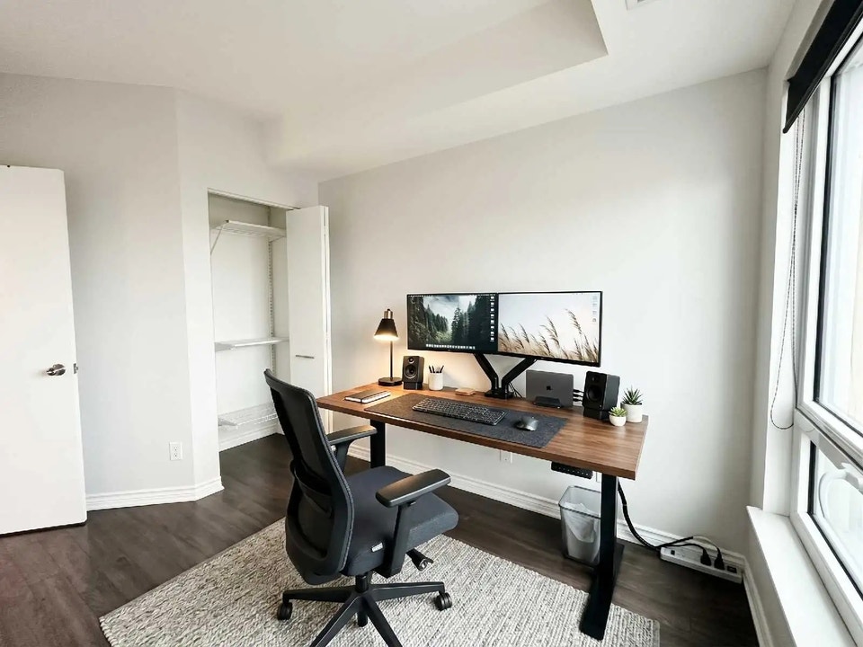 2 Bedroom 2 Bath Apartment Near Parliment Hill 5