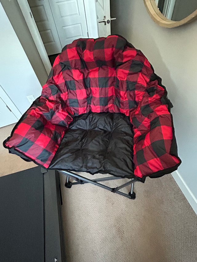 Big daddy plush red plaid camping chair with carry bag and cover in Chairs & Recliners in Edmonton - Image 2