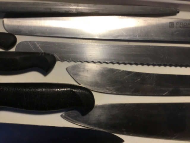 9 PIECE ASSORTED CHEFS KNIVES in Kitchen & Dining Wares in Edmonton - Image 4