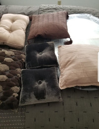 Homesense / Bombay - Decorative pillows / accent pillows