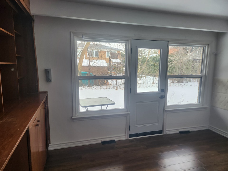 One bedroom with private washroom and separate entrance - LT 3