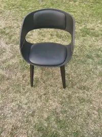 Retro Style Black Chair