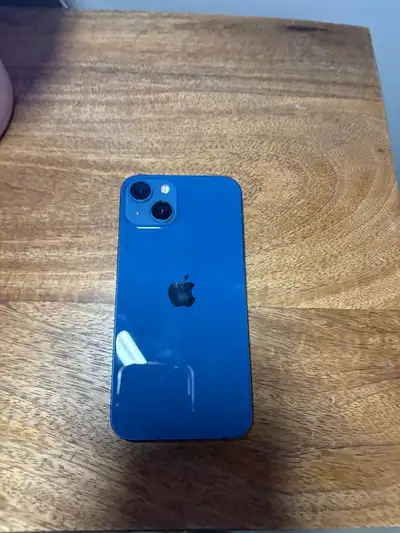 iPhone 13 – great condition No cracks Fully working, factory reset Unlocked