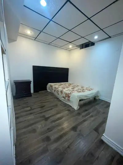 2 BEDROOM BASMENT