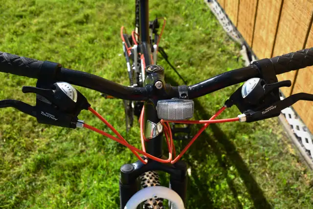 Vélo de montagne in Mountain in West Island - Image 3