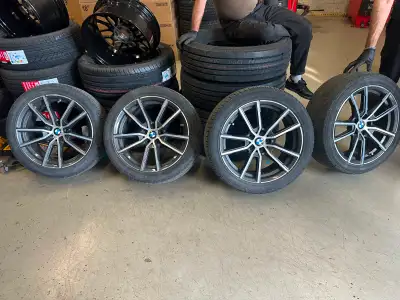 BMW OEM 18" Alloy Rims – Excellent Condition , Selling a set of genuine OEM BMW 18-inch alloy rims i...