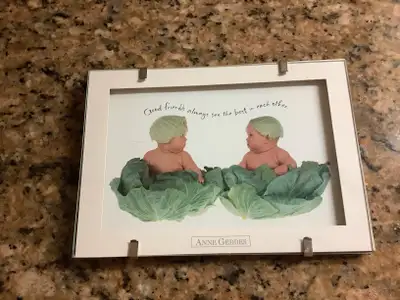 Cute Anne Geddes picture. Be ideal in baby’s room this frame measure 7”x 5. Will take a 4x 6 photo a...