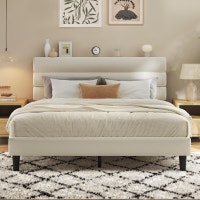 Fluest Queen Bed Frame with Velvet Upholstered Headboard Markham / York Region Toronto (GTA) Preview