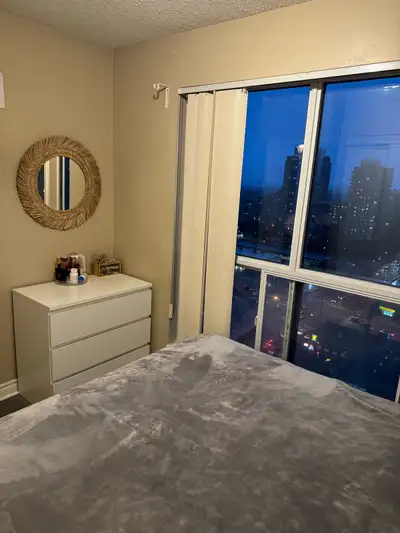 1 Bedroom with Private Bathin a 2bd condo/Finch&Yonge