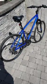 Vélo hybride