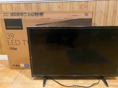 Insignia . TV. 39 In for sale still in Box *Regular TV, View more