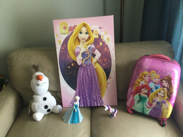 Frozen Disney memorabilia  in Toys & Games in Oshawa / Durham Region - Image 2