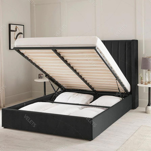 Black Hydraolic storage bed in Beds & Mattresses in Peterborough - Image 2