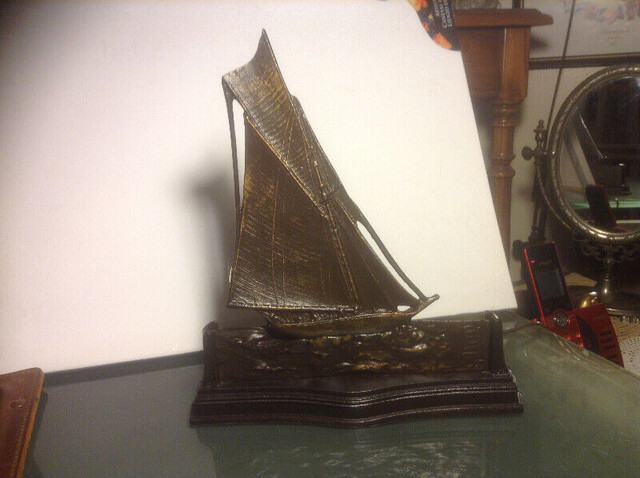 ANTIQUE ART DECO BRASS MODEL BOAT SHIP SAILBOAT YACHT TABLE. in Arts & Collectibles in Vancouver
