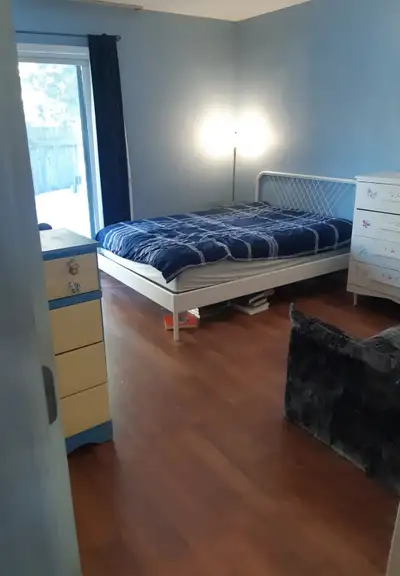 MOVE-IN TODAY!... PRIVATE ROOM...ALGONQUIN...BAYSHORE..KANATA . - University of Ottawa (35-40 min ea...
