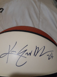 KEVIN ENGLISH   AUTOGRAPHED  PISTONS BASKETBALL