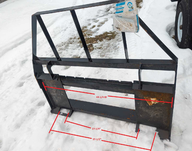 Skid steer quick attach pallet forks  in Heavy Equipment in Ottawa - Image 4