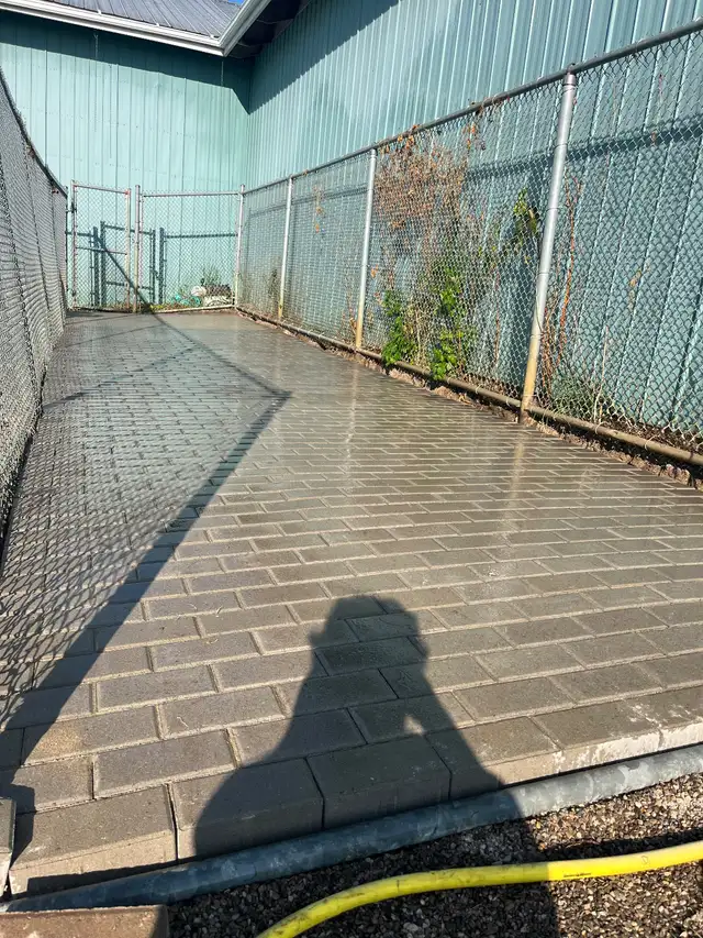 Interlock / Masonry : Repairs & New Install in Interlock, Paving & Driveways in City of Toronto - Image 10