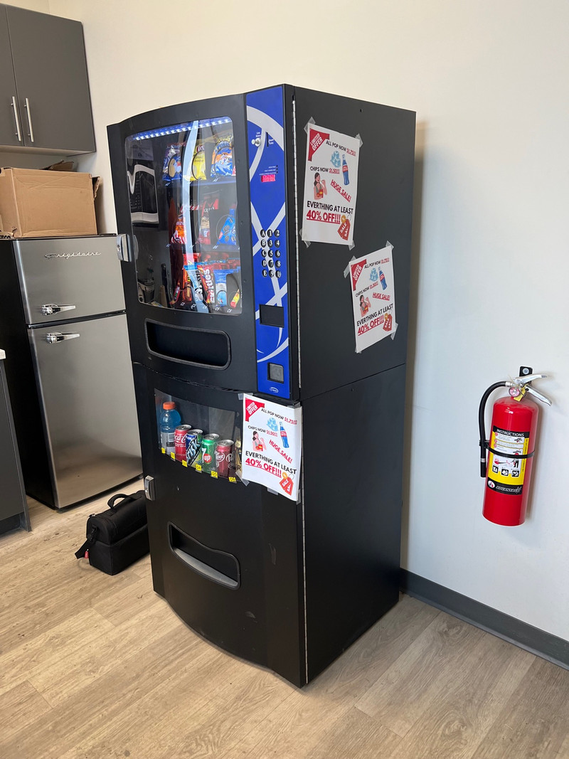 NEW VENDING MACHINE FOR SALE Other Business & Industrial Calgary Kijiji
