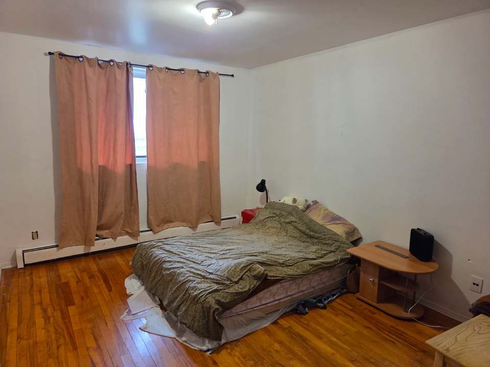 chambre à loué ou sous location (chien, chat accepté) longueuil | Room ...