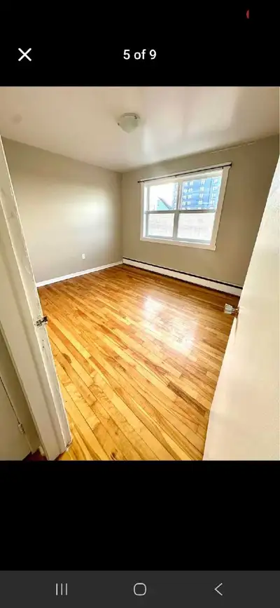 Furnished private room for single person * Furnished Private Room available in 2 bedroom apartment *...