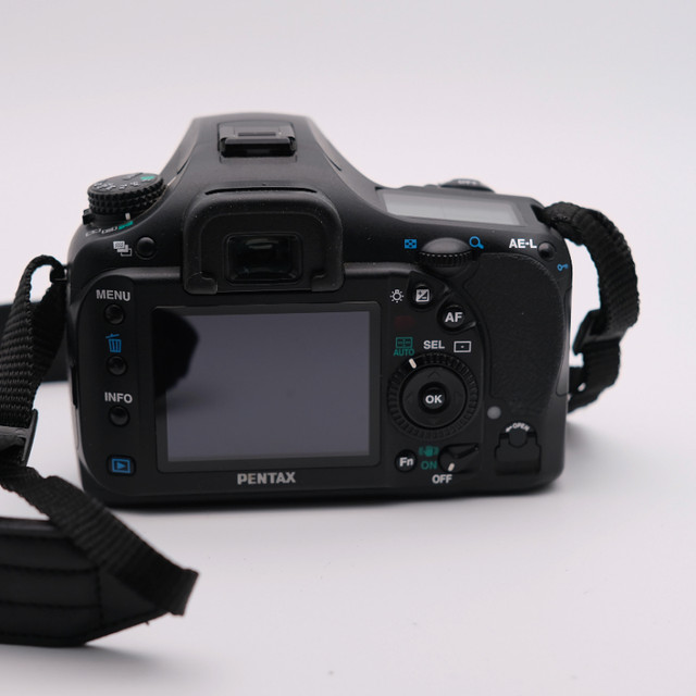 [MINTY] PENTAX RICOH K20D DSLR with the 2 KIT ZOOM LENSES in Cameras & Camcorders in Ottawa - Image 3