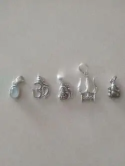 $5.00 Pendants in Jewellery & Watches in City of Toronto - Image 2
