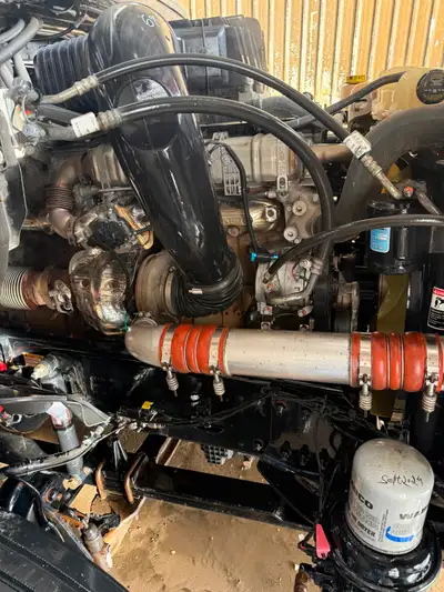 2022 Freightliner Cascadia – Highway Spec | DD15 | DT12 VIN available upon request Mileage: 1,000,00...