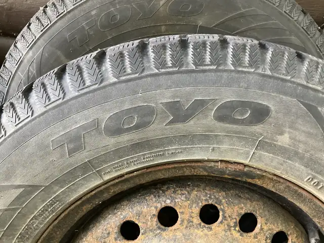 Price reduced. Winter tires 225/70/16 off Honda CRV in Tires & Rims in Ottawa - Image 5