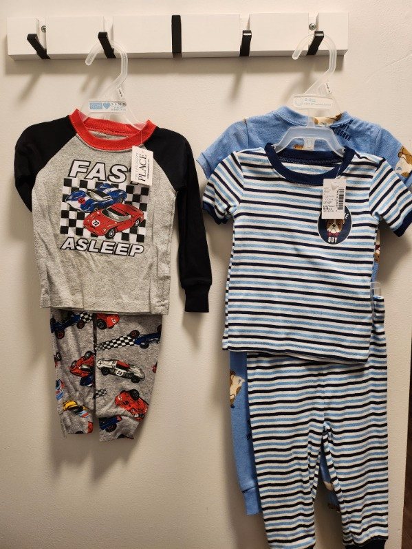Vetement bebe 0 a 12 mois pour garçons dans Vêtements - 9 à 12 mois  à Laval/Rive Nord - Image 2